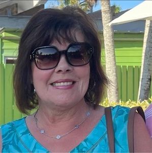 Meet your Posher, Elizabeth